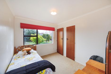 Photo of property in 11 Moyne Avenue, Milson, Palmerston North, 4414