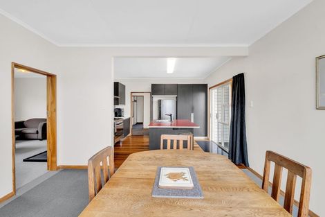 Photo of property in 27 Moore Avenue, Tawhero, Whanganui, 4501