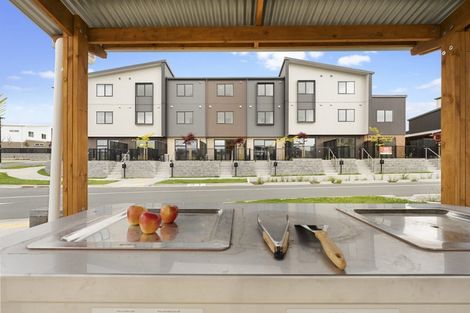 Photo of property in 53 Jabuka Street, Glen Eden, Auckland, 0602