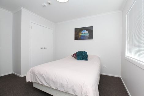 Photo of property in 2/13 Crescent Court, Melville, Hamilton, 3206