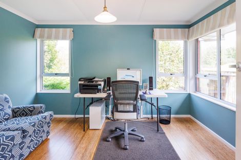 Photo of property in 56 Karina Terrace, Roslyn, Palmerston North, 4414