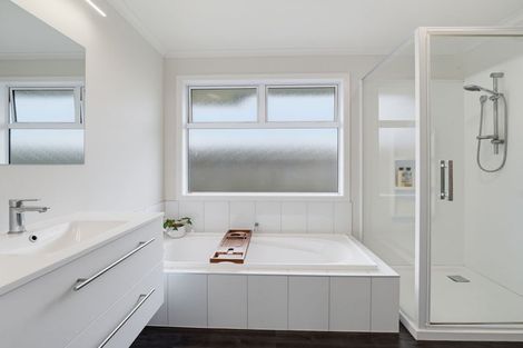 Photo of property in 30 Monarch Drive, Ashhurst, 4810