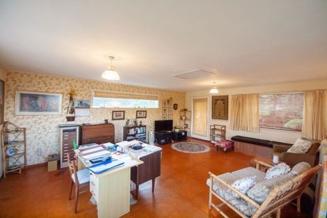 Photo of property in 2 The Rigi, Northland, Wellington, 6012