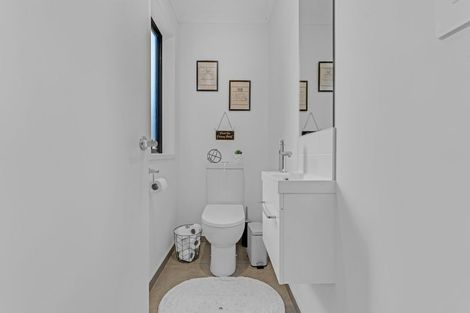 Photo of property in 40 Leathem Crescent, Pokeno, 2402