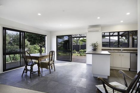 Photo of property in 10 Rexwood Estate, Carterton, 5713