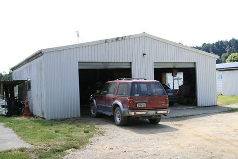 Photo of property in 2386 Tarata Road, Tarata, Inglewood, 4387