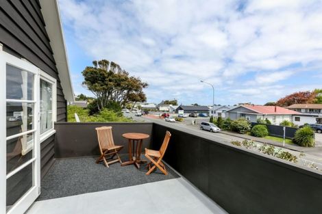 Photo of property in 153 Powderham Street, New Plymouth, 4310