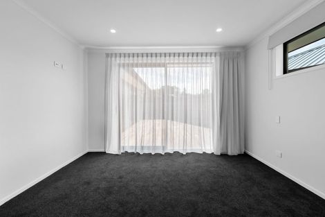 Photo of property in 26 Sycamore Grove, Lower Vogeltown, New Plymouth, 4310