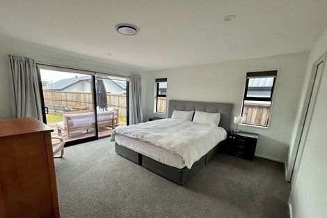 Photo of property in 8 Emeline Chapman Drive, Cracroft, Christchurch, 8022