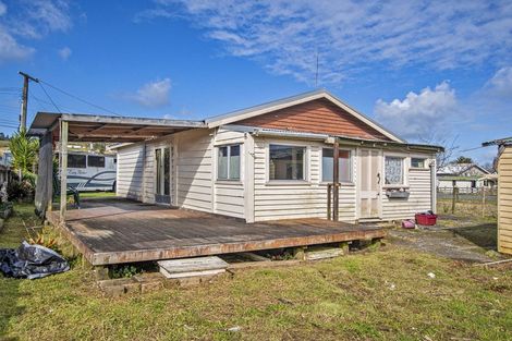 Photo of property in 39 Valley Road, Hikurangi, 0114