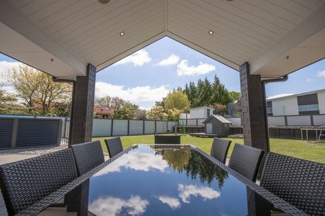 Photo of property in 14 Allendale Place, Morrinsville, 3300