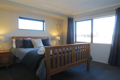 Photo of property in 19 Victoria Street, Coromandel, 3506