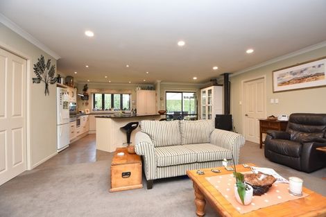 Photo of property in 455a High Street South, Carterton, 5713