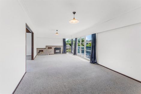 Photo of property in 28 Cheriton Road, Mellons Bay, Auckland, 2014