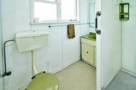 Photo of property in 248 High Street North, Carterton, 5713