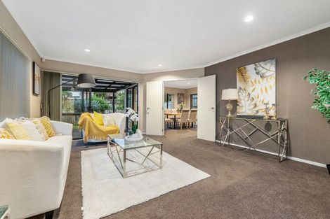 Photo of property in 4a Dapple Place, Flat Bush, Auckland, 2019