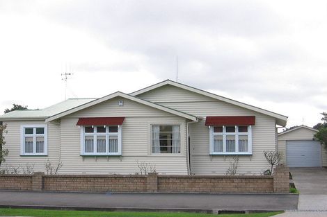 Photo of property in 25 Frederick Street, Terrace End, Palmerston North, 4410