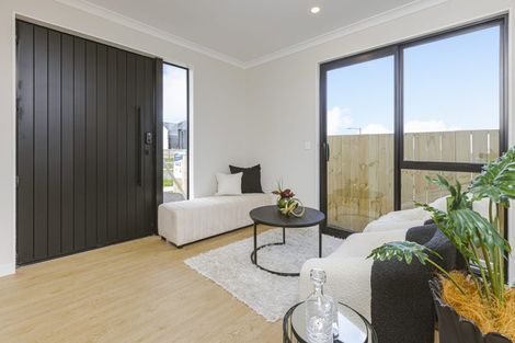Photo of property in 3 Ridgehill Rise, Flat Bush, Auckland, 2019