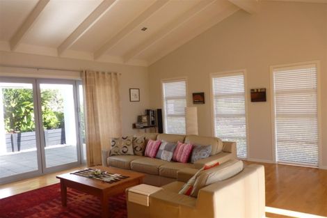 Photo of property in 10 Alderton Drive, Kerikeri, 0230