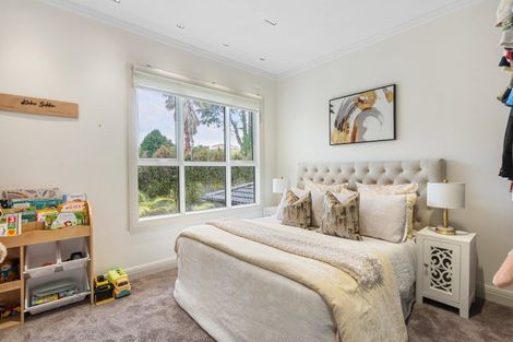 Photo of property in 116 Polo Prince Drive, Alfriston, Auckland, 2105
