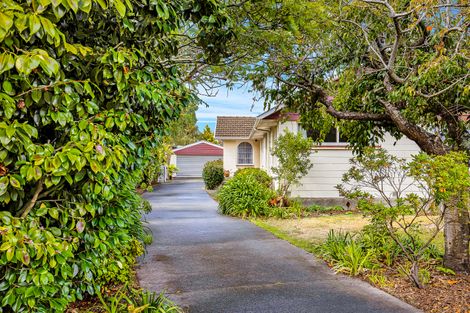 Photo of property in 7 Mirfield Place, Russley, Christchurch, 8042