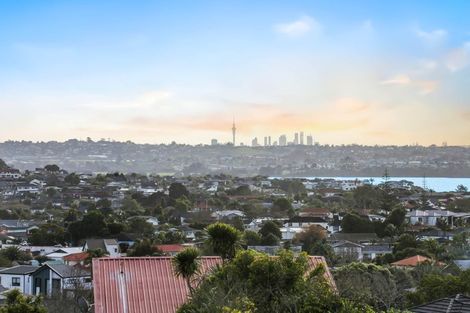 Photo of property in 10 Etherege Place, Howick, Auckland, 2014