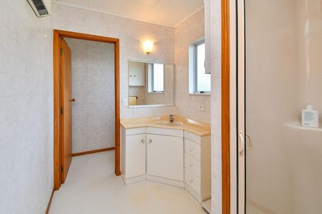 Photo of property in 3 Brooke Road, Red Hill, Papakura, 2110