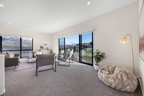 Photo of property in 60 Kirimoko Crescent, Wanaka, 9305
