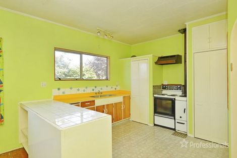 Photo of property in 42 Wyndham Street, Carterton, 5713