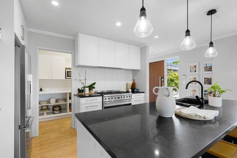 Photo of property in 1 Boyce Crescent, Cambridge, 3434