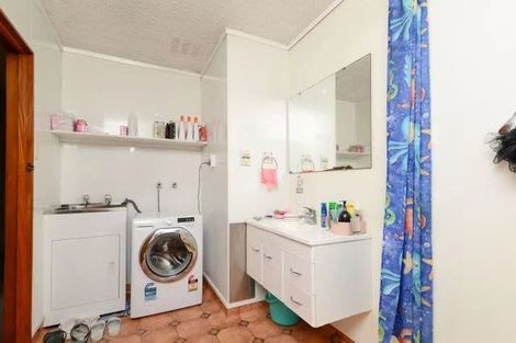 Photo of property in 1/875 Heaphy Terrace, Claudelands, Hamilton, 3214