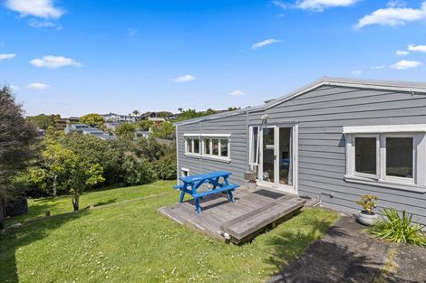Photo of property in 14 Hythe Terrace, Mairangi Bay, Auckland, 0630