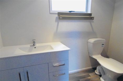 Photo of property in 82 Hine Street, New Plymouth, 4310