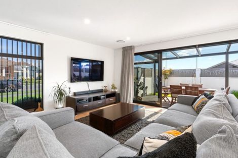 Photo of property in 31 Blue Jacket Drive, Halswell, Christchurch, 8025