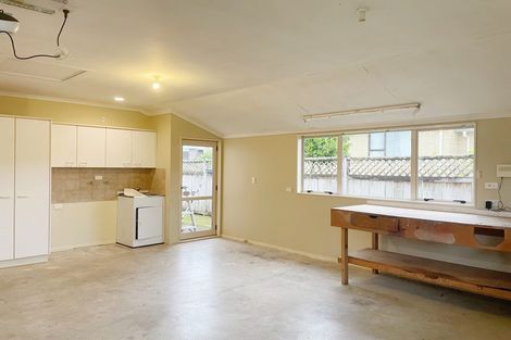 Photo of property in 100 Dixon Road, Glenview, Hamilton, 3206