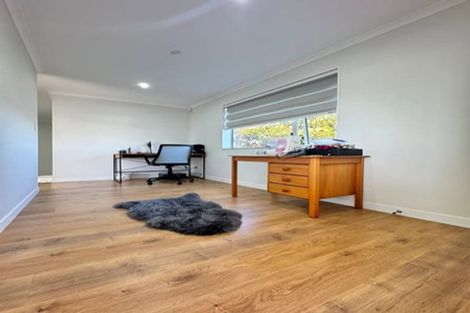 Photo of property in 31b Hill Crescent, Papakura, 2110