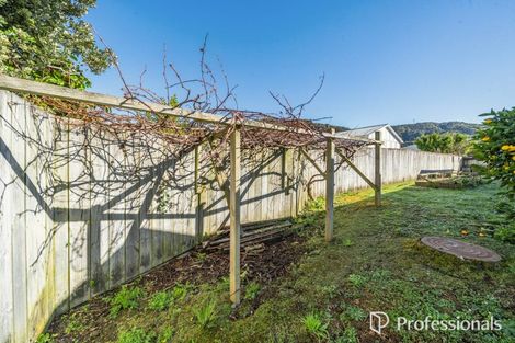 Photo of property in 21 Sun Valley Grove, Wainuiomata, Lower Hutt, 5014