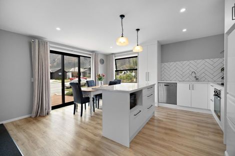 Photo of property in 83 Jack Hanley Drive, Jacks Point, Queenstown, 9371