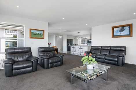 Photo of property in 70 Teapot Valley Road, Brightwater, 7091