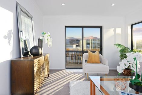 Photo of property in 37c Simpson Road, Ranui, Auckland, 0612