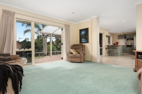 Photo of property in 18 Bateleur Close, Welcome Bay, Tauranga, 3112