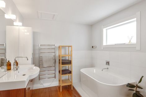 Photo of property in 166 Southampton Street, Sydenham, Christchurch, 8023