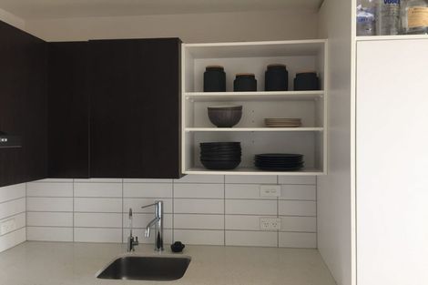 Photo of property in Trinity Apartments, 407/19 College Street, Te Aro, Wellington, 6011