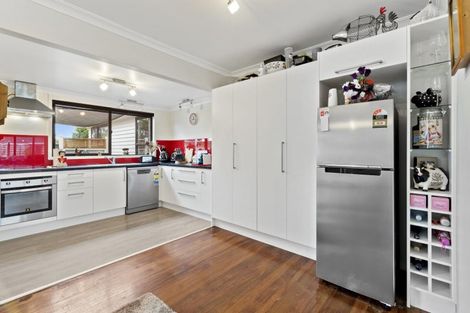 Photo of property in 11 Gardener Street, Levin, 5510
