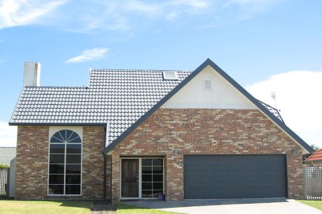 Photo of property in 1 Evenwood Place, Waimairi Beach, Christchurch, 8083