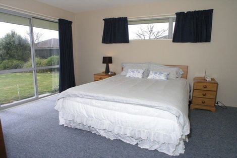 Photo of property in 7 Jasper Place, Northwood, Christchurch, 8051
