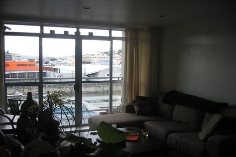 Photo of property in Grandstand Apartments, 6/80 Kent Terrace, Mount Victoria, Wellington, 6011