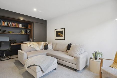 Photo of property in 1/2 Clayton Street, Saint Clair, Dunedin, 9012