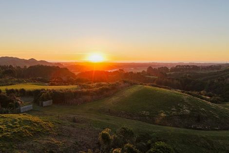 Photo of property in 141 Kaitawa Road, Hautere, Otaki, 5582