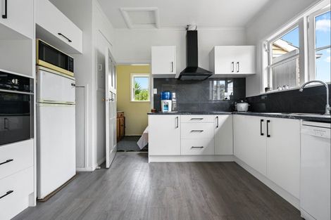 Photo of property in 25b Kiwi Avenue, Forest Lake, Hamilton, 3200